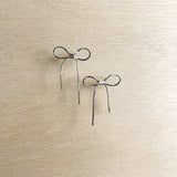 silver long bow, delicate, thin bow, stud