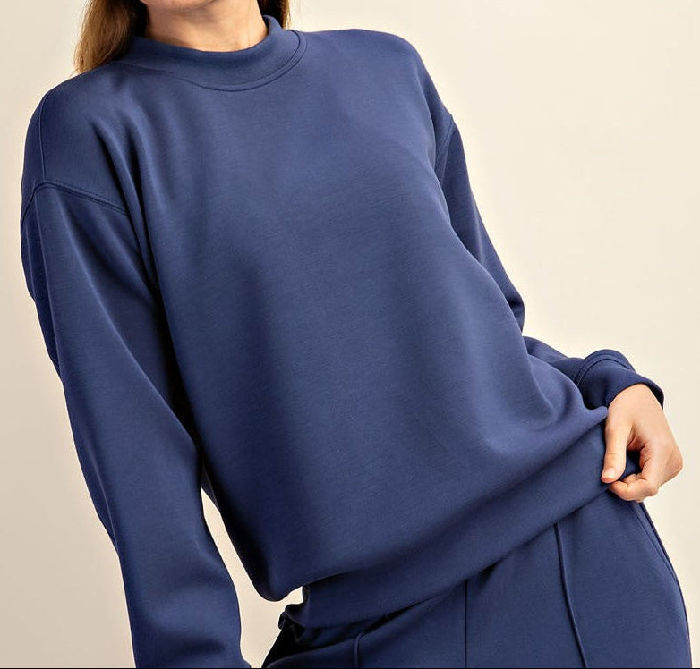 Scuba Mockneck Pullover
