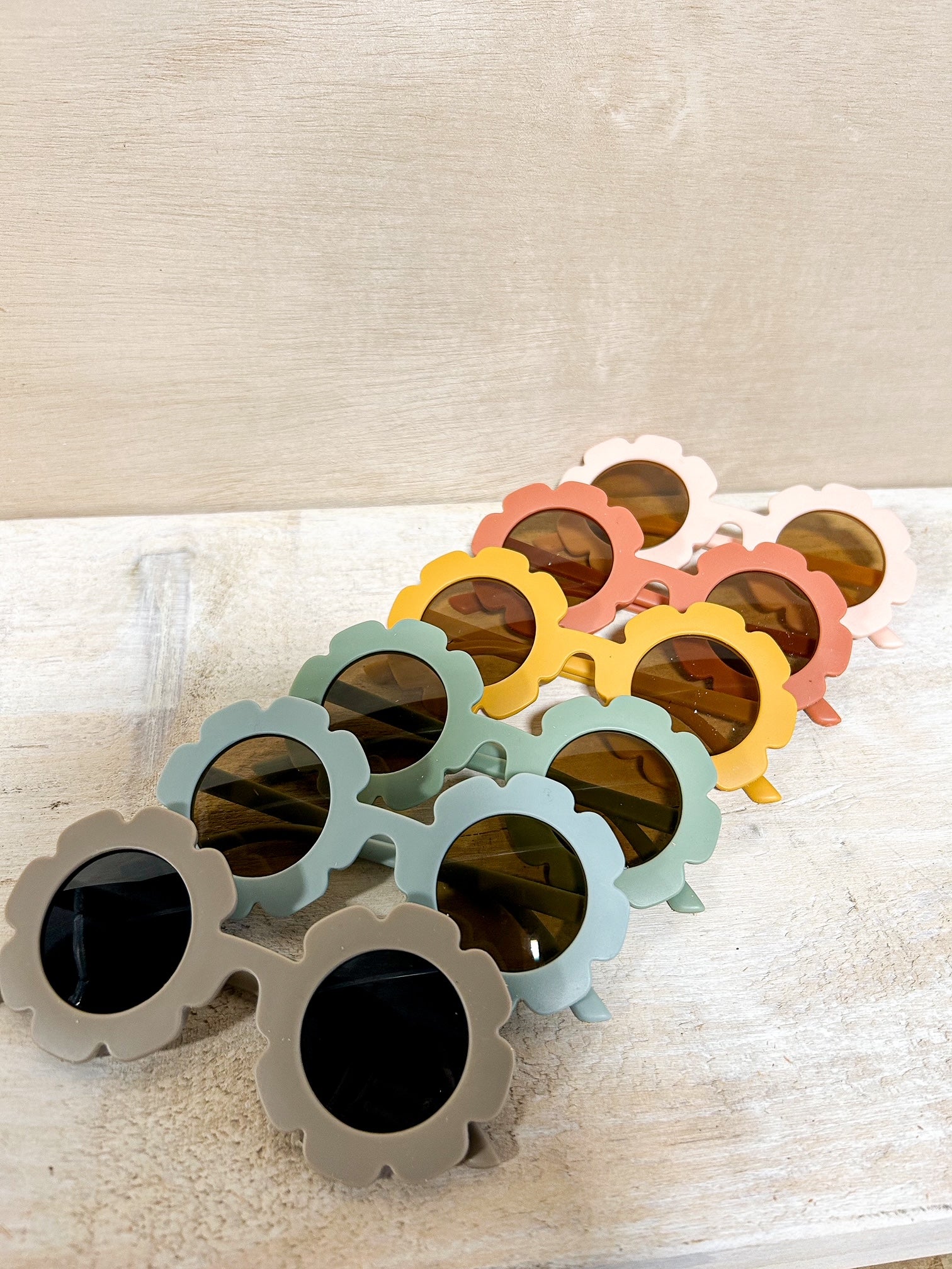 Floral kid sunglasses, black, blue, green, yellow, red, pink