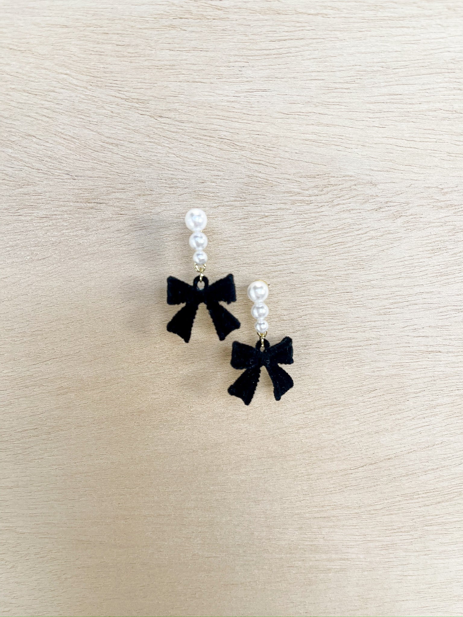 black bow, three tiered pearl, drop dangle earrings